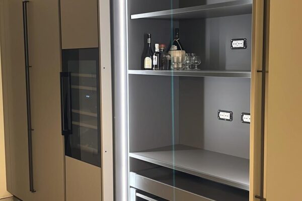 Cucina Kalì con top Dekton | Progetti Caselli Arredamenti