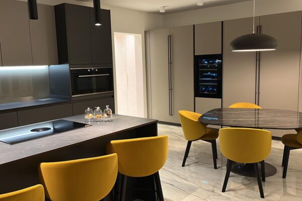 Cucina Kalì con top Dekton | Progetti Caselli Arredamenti